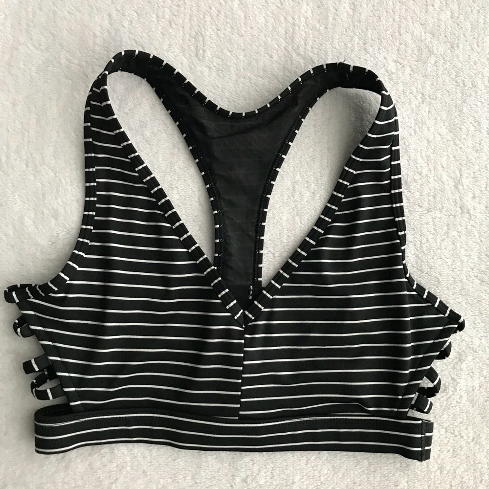 Victoria’s Secret Sports Bra Size XS